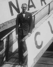 English bandleader Henry Hall on the gangplank of Cunard liner OLD PHOTO picture