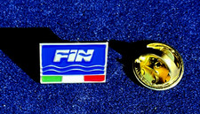 VINTAGE FIN ITALIAN SWIMMING FEDERATION SOUVENIR LAPEL PIN HAT BADGE / SMALL picture
