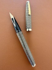 Sheaffer 14K Gold Nib Fountain Pen – 14K GF Diamond Pattern AUST Vintage picture