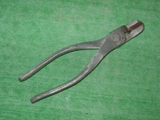 VINTAGE HARROLD 6