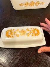 Pyrex vintage butterfly gold 7 pieces picture