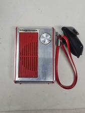 Vintage 1965 MAGNAVOX Japan AM transistor magna micro RADIO 704 picture