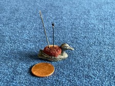 VTG Miniature Silver Duck Pin Velvet Cushion, 1 inch picture