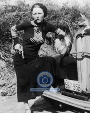 BONNIE PARKER BONNIE AND CLYDE CIGAR SMOKING 1933 8X10 PHOTO picture