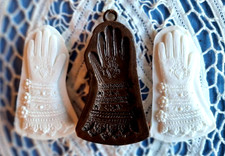 RARE Springerle Speculaas Gingerbread Cookie Press Mold - VICTORIAN GLOVED HAND picture