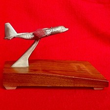 Lockheed C-130J Super Hercules Metal Pewter Desk Model Presentation Award - Rare picture