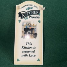 Irish Kitchen Proverb Plaque”THIS KITCHEN IS SEASONED WITH LOVE”￼ gorgeous Vtg picture