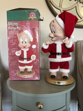 2002 Gemmy Looney Tunes Porky Pig Singing Santa 18