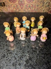 12 VINTAGE SEVI, Italian MINIATURE WOOD ANGELS WITH MUSICAL INSTRUMENTS picture
