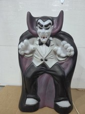 VINTAGE EMPIRE DRACULA 36” HALLOWEEN LIGHTED BLOW MOLD picture