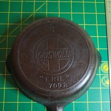 Griswold ERIE Cast Iron Skillet Frying Pan 709B Cast Iron Cookware picture