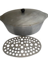HOUSEHOLD INSTITUTE Aluminum Oval Dutch Oven Roaster w/ Lid Vintage 14x9 picture