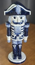 VINTAGE 1999 Potting Shed Nutcracker Soldier Signed Discontinued Figurine 13.5