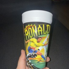 McDonald's 2026 FIFA World Cup Collectible | RONALDINHO (Bra) (SAME DAY SHIP) picture