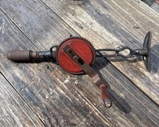 Millers Falls No.12 2 Speed Breast Drill With Level picture