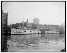 Chicago Illinois 1900 Graham and Morton Line Docks Steamboats Soo City Mary picture