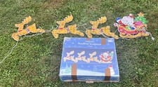 vintage Holographic sculpture 5ft roofline santa sled and reindeer picture