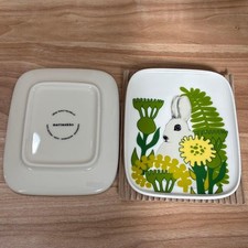 Marimekko Puput Piilosilla Set of 2 Rabbit Plant Plates Unused Discontinued picture