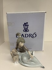 Vintage Lladro Porcelain Figurine