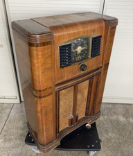 Vintage Zenith 8S661 Radio 42 X 27 X 16 Bad Wires Untested picture