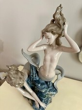 1978 LIADRO MERMAIDS PLAYING, PORCELAIN 16 1/2 