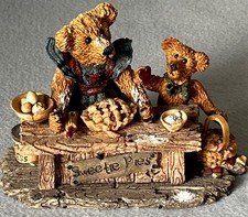 Boyds Bears Justina & M. Harrison “Sweetie Pie” Bearstone #2015 COA Box picture