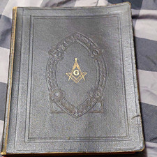 The Holy Bible Alphabetical Indexed Red Letter Old & New Testaments Signed 1942 picture