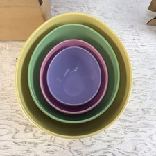 Set Of 4 NEW vtg Pastel Easter Egg Nesting Bowls melamine pink yellow green picture