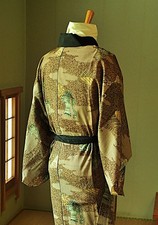Antique Vintage Japanese Kimono Wool Men’s Juban Brown/Dragon's Jar/Cloud Patten picture