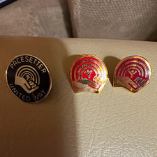 3 Vintage United Way Lapel Pins Lot Pacesetter & Red Enamel Hand Logo USA Made picture