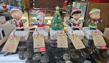 2015 Hallmark Peanuts Gang Christmas Light Show Wireless Band Figures Set of 5 picture