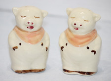 Vintage  SHAWNEE Smiley the Pig Salt -OR- Pepper Shaker Peach Scarf picture