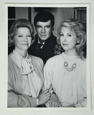 ALAN BATES 8x10 Glossy Black and White Publicity Photo Reprint B&W Celebrity picture