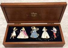 Disney 2003 CINDERELLA'S TRANSFORMATION WOOD BOX SET 5 Pins picture