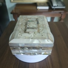 A masterpiece of a mother-of-pearl Quran with a handmade mother-of-pearl box. picture