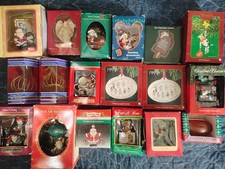 Lot Of 18 Assorted Christmas Ornaments In Boxes  ** See Pictures * picture