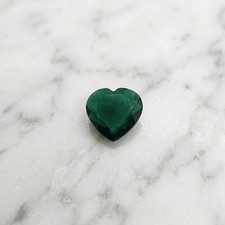 Loose Heart Emerald Green Crystal 20-25CT Romantic Statement Stone for Necklace picture