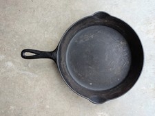 Vintage Griswold No 8 Cast Iron Skillet Small Block Logo 704 Erie PA 10.5 Inch picture