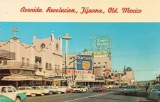 MEXICO POSTCARD: STREET VIEW OF DORIAN'S, SHOPS ON AVENUE, TIJUANA, MEX. picture