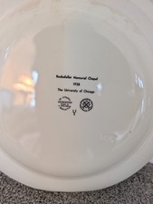 Rare 1954 Wedgwood University Chicago Rockefeller Memorial Chapel Plate picture