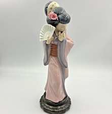 Lladro 4990 Chrysanthemum Timid Japanese Geisha Porcelain Figurine Fan Retired picture