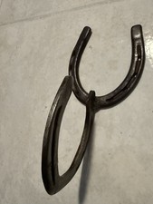 Vintage Western double horse shoe wall Hook cowboy decor 9.5”x4.75 Patina picture