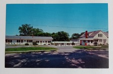 The Highlander Motel Rutland Vermont VT Vintage Chrome Postcard UNPOSTED picture