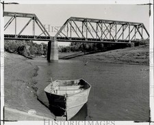 1969 Press Photo Fishing boat tied to moorings along Platte River - lra84914 picture