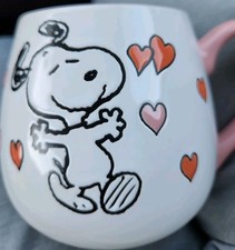 ​Peanuts Snoopy & Hearts Ceramic Coffee Mug by Gibson Homewares (2023) picture