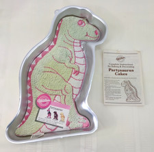 Wilton 1987 Vintage Dinosaur Partysaurus Cake Pan 2105-1280 Vintage NOS picture