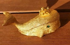 RARE VINTAGE ROSENFELD BY FLORENZA GOLD METAL WHALE TRINKET BOX picture