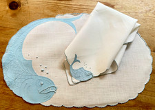 Vintage Estate Linens: Embroidered Madeira Sculpted Fish 16 pc Placemat Set B544 picture