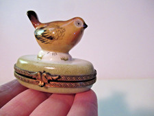 Limoge French Trinket 3-D BIRD on top of oval MEDIUM SHAPE Box-New picture