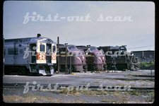 F Original Slide - New Haven NH PC 32 4262 4259 3253 Line-up Boston 1969 picture